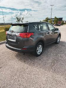 2014 Toyota RAV4 LE - Photo 5