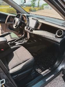 2014 Toyota RAV4 LE - Photo 11