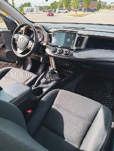 2014 Toyota RAV4 LE - Photo 13