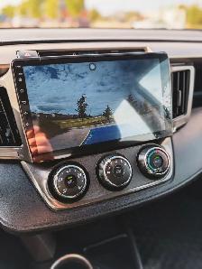 2014 Toyota RAV4 LE - Photo 17