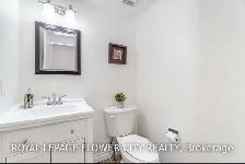 Primary Bedroom for rent (with Parking) in Mississauga - Photo 4