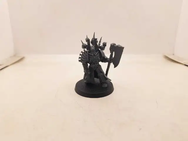 Warhammer 40k World Eaters Unpainted Master of Executions