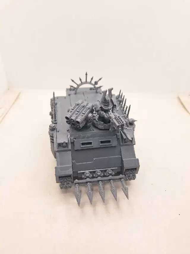 Warhammer 40k World Eaters Chaos Rhino Unpainted