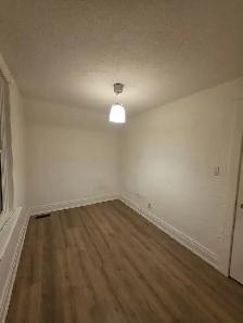Room for rent - Photo 2
