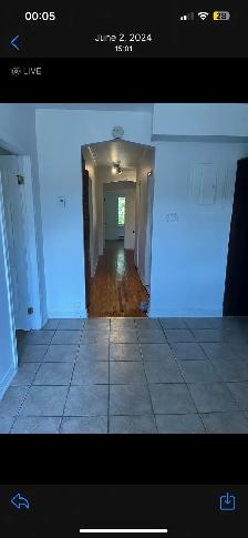 Logement 5 1/2 à louer - Photo 2