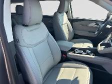 2026 Ford Explorer Active w/200A Pkg - Photo 12