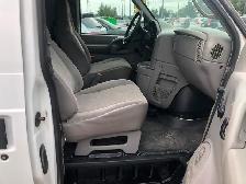 2004 GMC Safari SL, COMES CERTIFIED WITH 3 YEARS WARRANTY INCLUD - Photo 10
