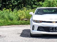 2018 Chevrolet Camaro 1LT- 2.0L DI I4 Turbo - 18 inch Aluminum - Photo 5