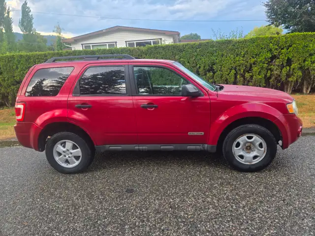 2008 FORD ESCAPE XLT ALL WHEEL DRIVE COLD AC