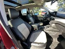 2022 Ford Escape Titanium - Photo 19