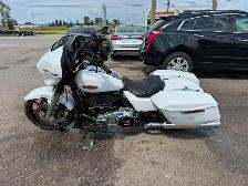 2024 Harley-Davidson FLHX - Photo 2