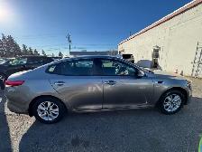 2016 Kia Optima 4dr Sdn - Photo 4