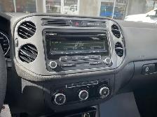 2012 Volkswagen Tiguan 4dr Auto 4Motion - Photo 9