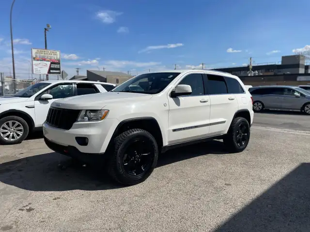2011 Jeep Grand Cherokee Laredo