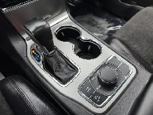2019 Jeep Grand Cherokee Altitude - Photo 12