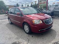 2014 Chrysler Town & Country Touring - Photo 3