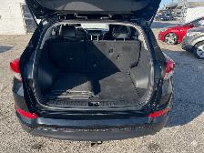 2018 Hyundai Tucson SE - Photo 16