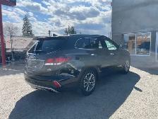 2017 Hyundai Santa Fe XL Luxury - Photo 4