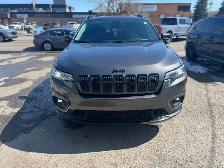 2020 Jeep Cherokee Altitude - Photo 2