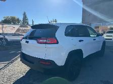 2014 Jeep Cherokee Sport - Photo 5