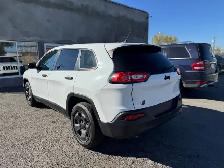 2014 Jeep Cherokee Sport - Photo 8