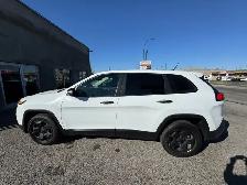 2014 Jeep Cherokee Sport - Photo 9