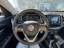 2014 Jeep Cherokee Sport - Photo 14