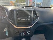 2014 Jeep Cherokee Sport - Photo 16