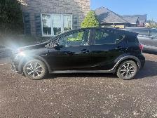 2018 Toyota Prius c Technology - Photo 3