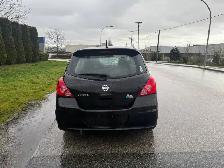 2011 Nissan Versa SL HB AUTO A/C MOONROOF LOCAL BC 106,000KM - Photo 7