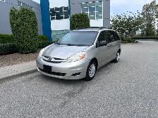 2009 TOYOTA SIENNA CE FWD LEATHER SEATS A/C ALLOYS!