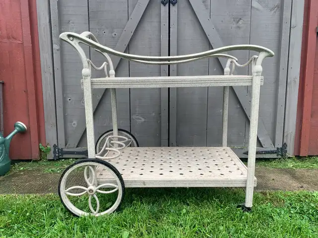 Outdoor Patio Beverage/Serving Cart