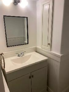 1 Bedroom plus Den Basement Apartment for rent - Photo 7