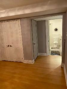 1 Bedroom plus Den Basement Apartment for rent - Photo 9