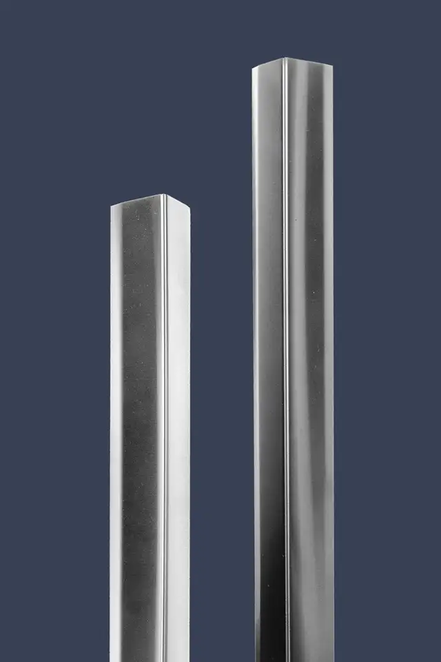 Stainless Steel corner guards Sherbrooke QC 1-800-638-0126