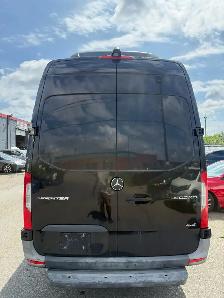 2020 Mercedes-Benz Sprinter 3500XD High Roof V6 170' 4x4 - Photo 10