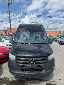 2020 Mercedes-Benz Sprinter 3500XD High Roof V6 170' 4x4 - Photo 11