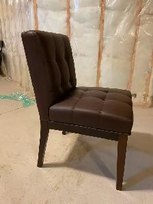 Premium Dining Table & Chairs - Photo 3