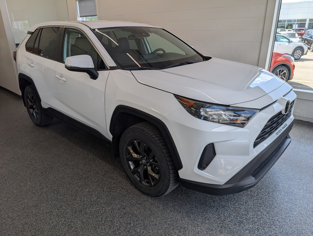 2023 Toyota RAV4 LE AWD