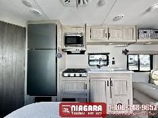 2026 COACHMEN CATALINA SUMMIT SERIES 8 261BH Travel Trailer - Photo 12