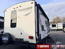 2013 KEYSTONE BULLET PREMIER ULTRA LIGHT 19FBPR Travel Trailer - Photo 4