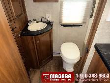2013 KEYSTONE BULLET PREMIER ULTRA LIGHT 19FBPR Travel Trailer - Photo 16
