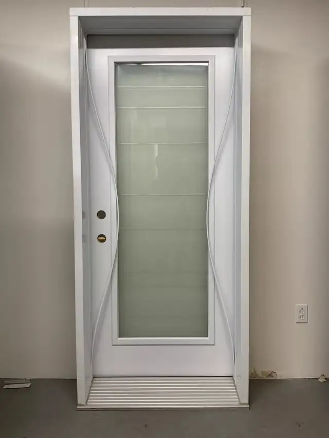 1364PA Porte d’acier 34″D Blanche Rainuré sablé seuil 11po 23×65