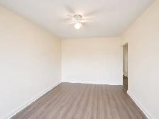 3-BEDROOM MAIN FLOOR | PRIVATE LAUNDRY | PARKING | $2,195 - Photo 15