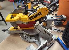 Dewalt Corded 12' Miter Saws DW718 / DWS780 1 Available - Photo 2