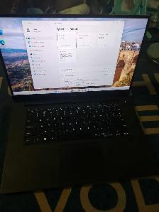 DELL XPS 15 9560 - 15.6' LAPTOP - Intel Core i7-7700HQ - Photo 3