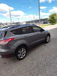 2013 Ford escape, clean title , fresh safety - Photo 3