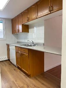 2 bedroom - Heat/Water included - Photo 5