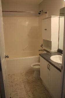 Half Duplex - The Grange - West Edmonton - Photo 6