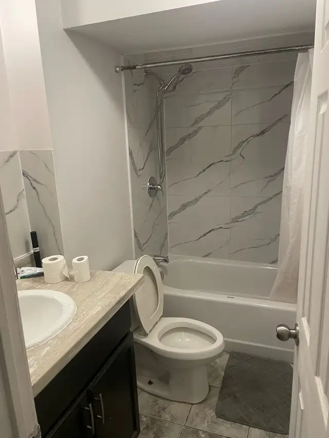 2 bedrooms basement near Humber College